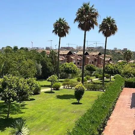 Del Sol Apartment *